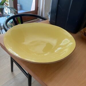 VIETRI Cucina Fresca Italian fruit Bowl Saffron Yellow on Sage Basil Green